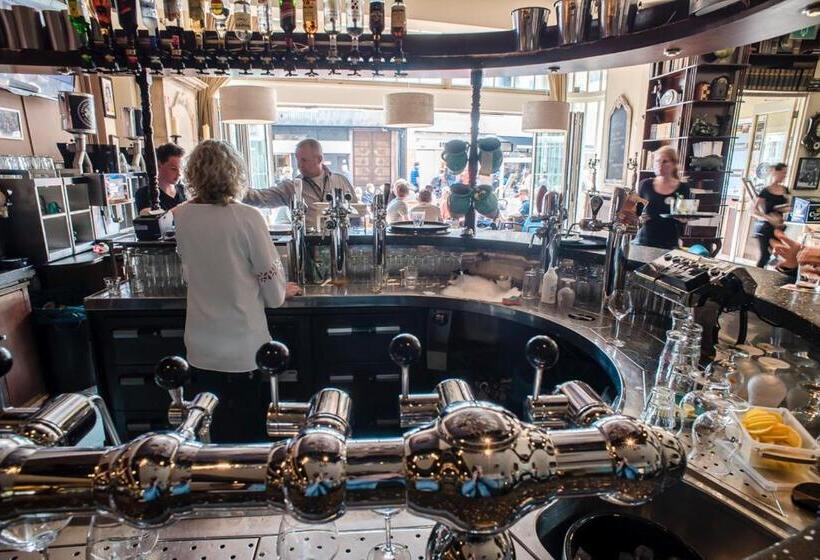 هتل Grand Cafe Deight