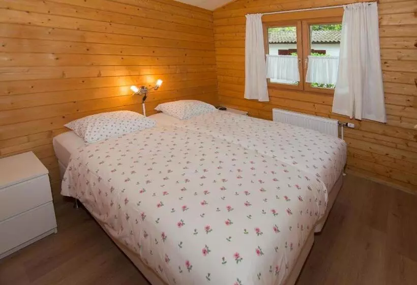 Motel Bungalow & Chaletpark De Brenkberg