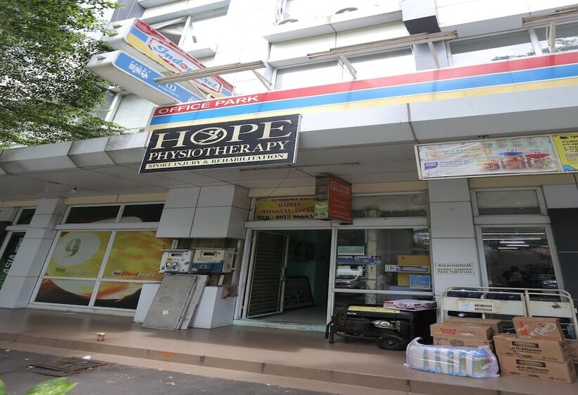 Hotell Spot On 93827 Rumah Kost Harapan Indah