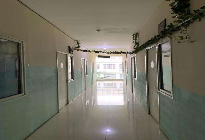 Hotell Spot On 93827 Rumah Kost Harapan Indah