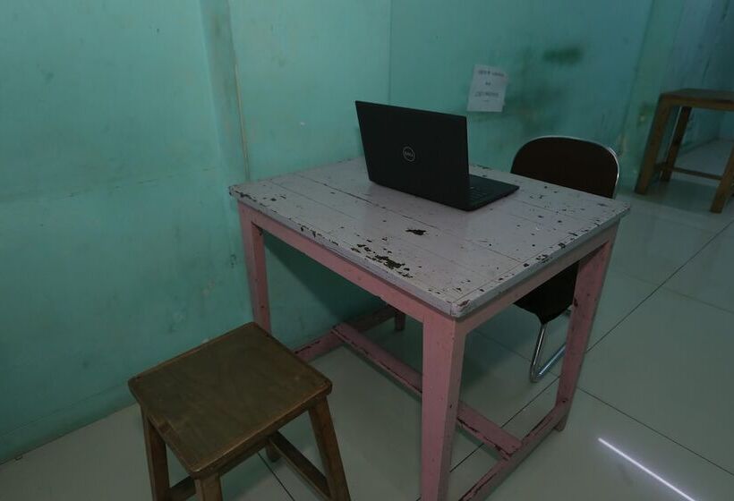 Hotell Spot On 93827 Rumah Kost Harapan Indah