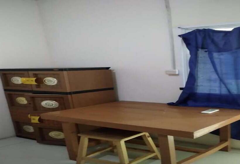 Hotell Spot On 93827 Rumah Kost Harapan Indah