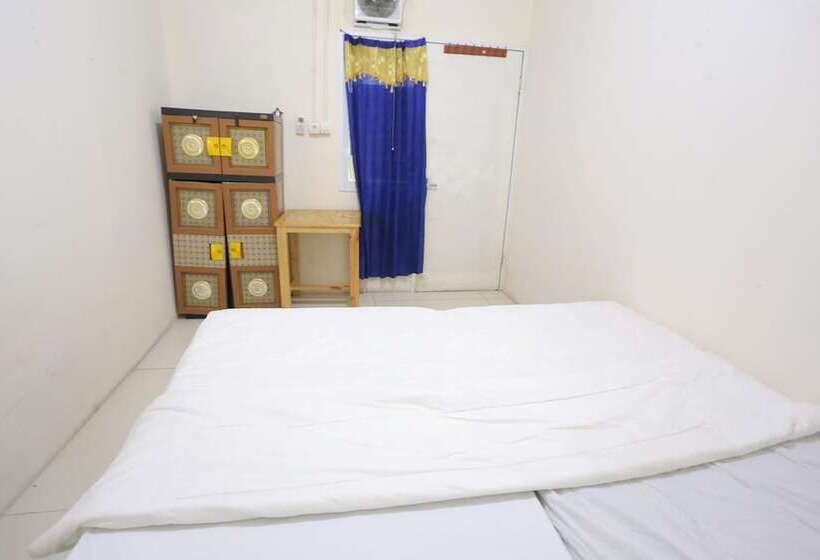 Hotell Spot On 93827 Rumah Kost Harapan Indah