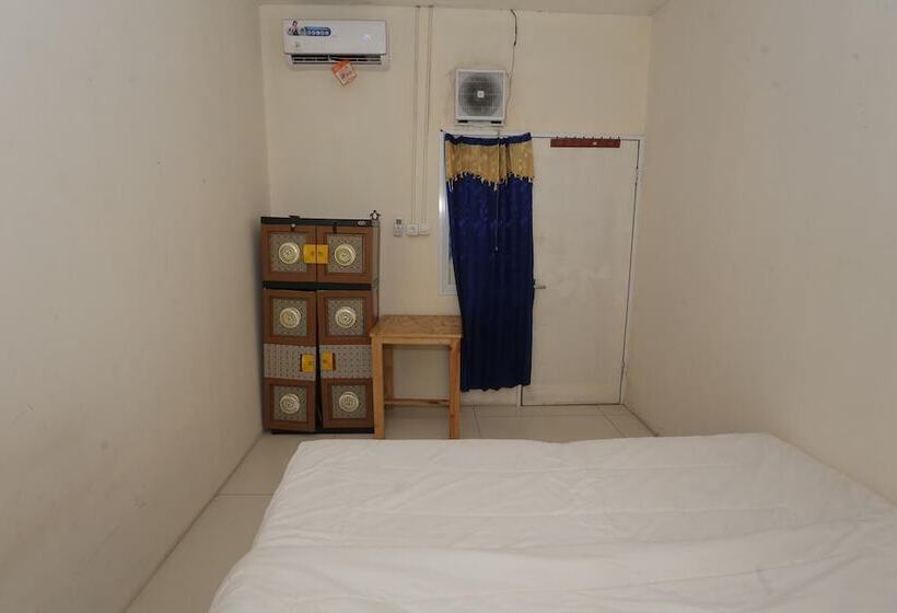Hotell Spot On 93827 Rumah Kost Harapan Indah