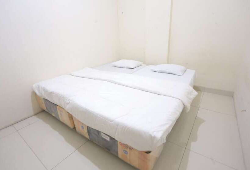 Hotell Spot On 93827 Rumah Kost Harapan Indah