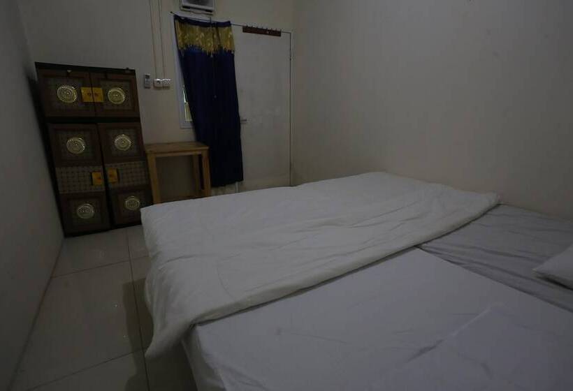 Hotell Spot On 93827 Rumah Kost Harapan Indah