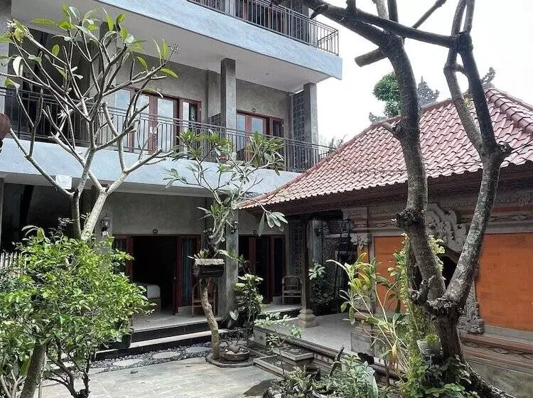 Majatalo Rumah Weda