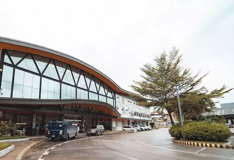 Retkeilymaja Travelbee Minglanilla Inn