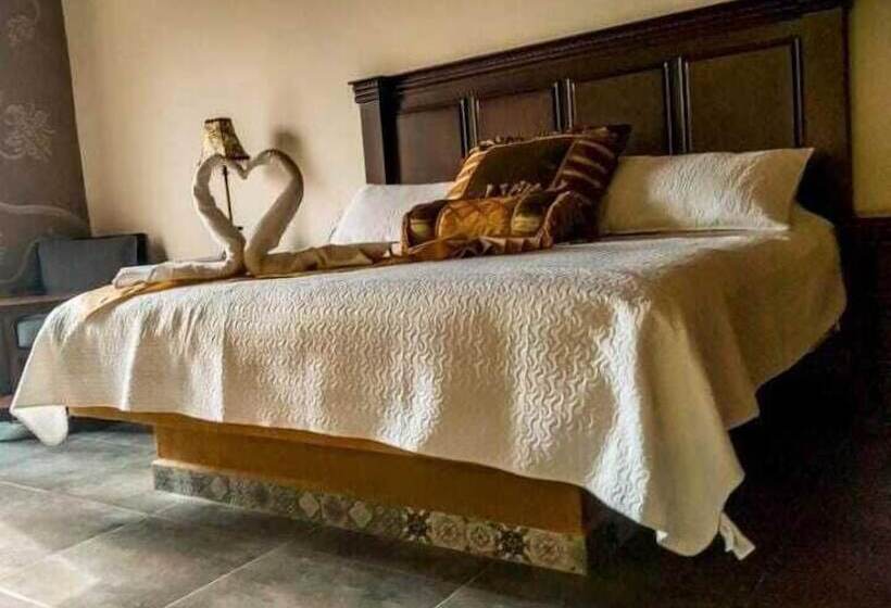 هتل Mansión Leonor