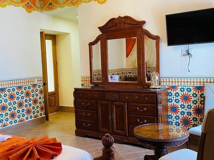 هتل Mansión Leonor