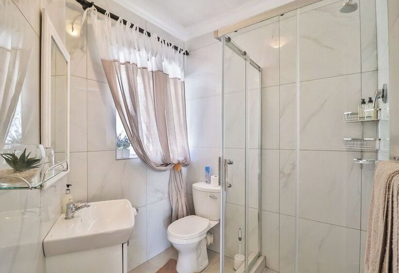 펜션 Cascade Villa Guesthouse