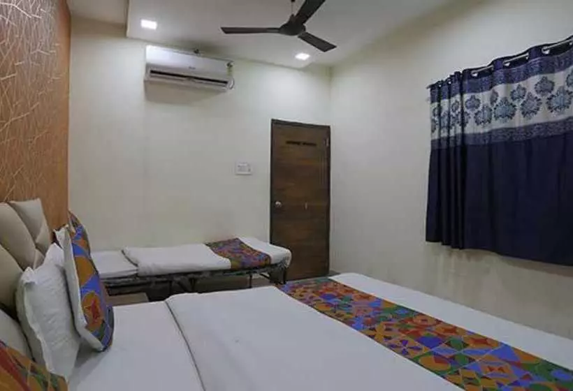 Fabhotel Royal Inn Ii