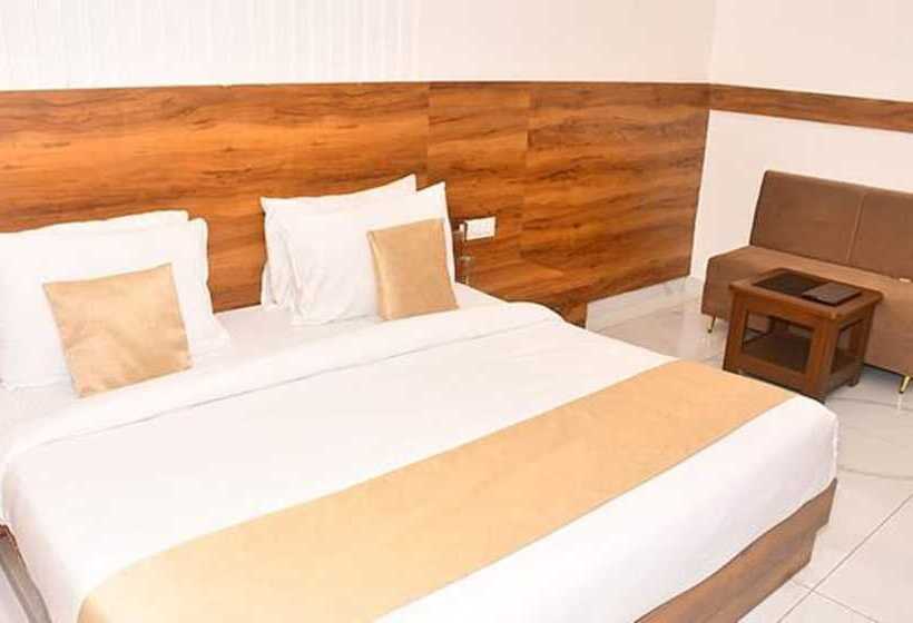 Fabhotel Royal Inn Ii