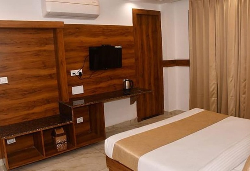 Fabhotel Royal Inn Ii