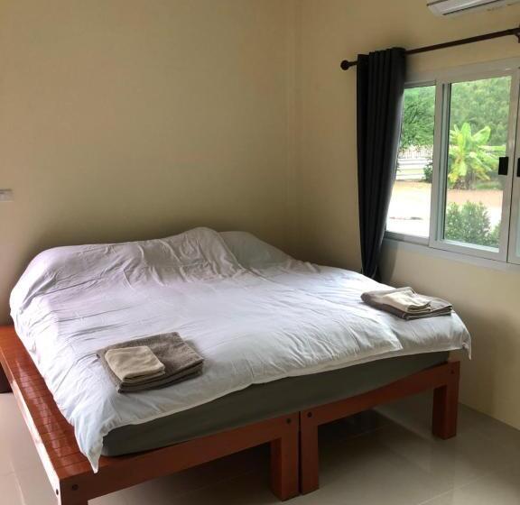 Pension บ้านอยู่ดีโฮมสเตย์