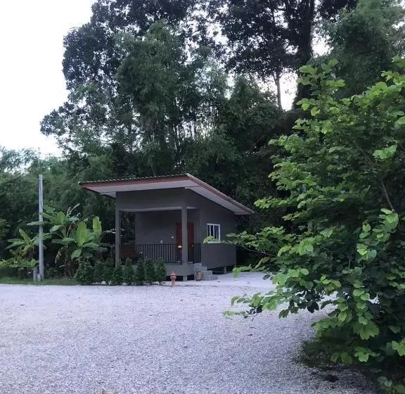 Majatalo บ้านอยู่ดีโฮมสเตย์