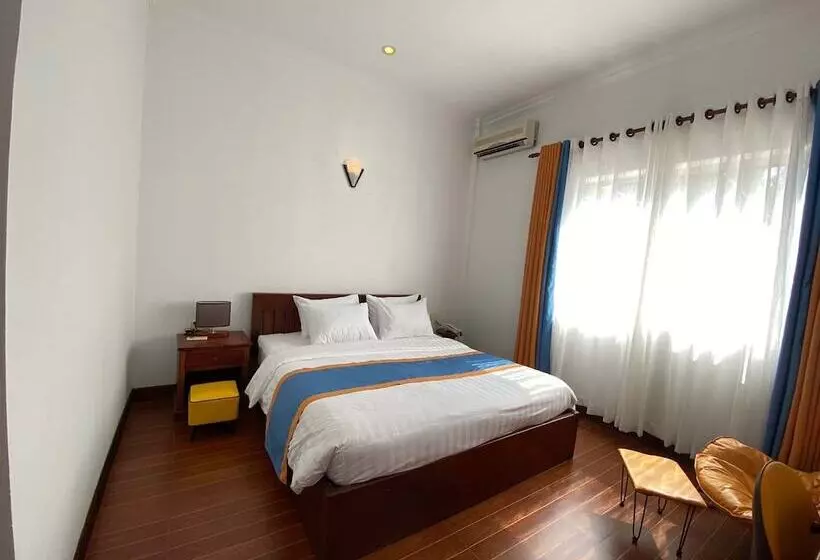 Hotelli Maha Kali