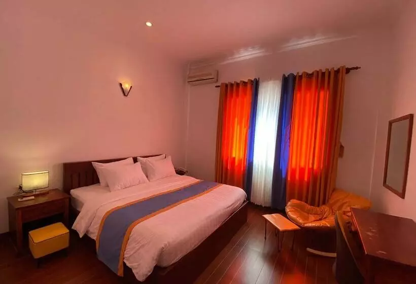 Hotelli Maha Kali