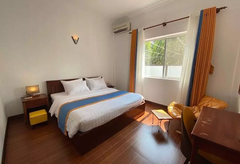 Hotelli Maha Kali