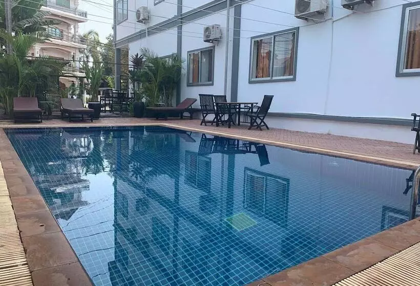 Hotelli Maha Kali