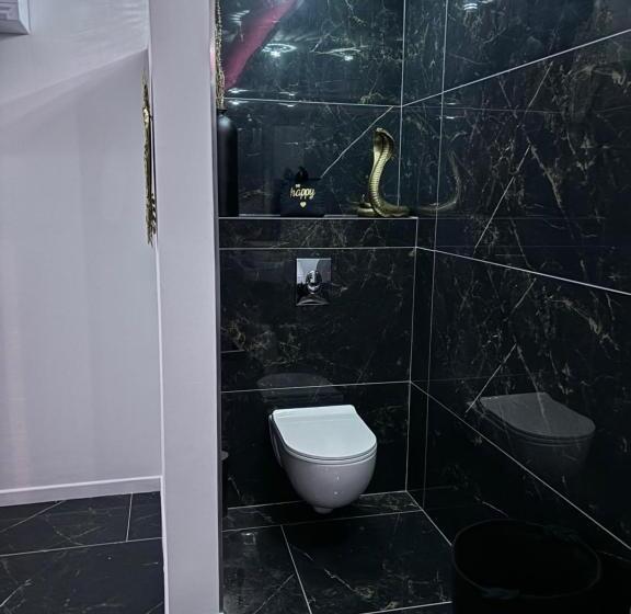 פנסיון Chambres Des Délices