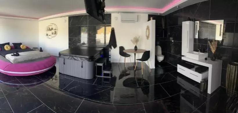 Majatalo Chambres Des Délices