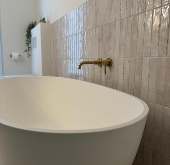 تختخواب و صبحانه De Wilden Ezel