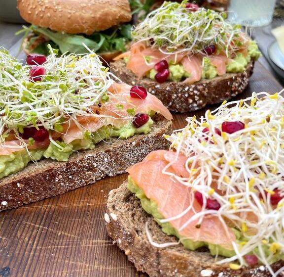 تختخواب و صبحانه De Wilden Ezel