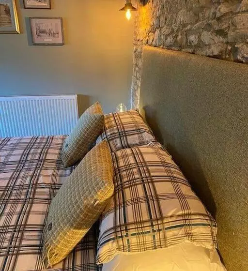 Aamiaismajoitus (B&B) Bear Inn   Bisley