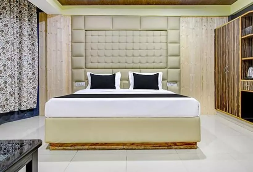 Fabhotel Prime Grand Ali