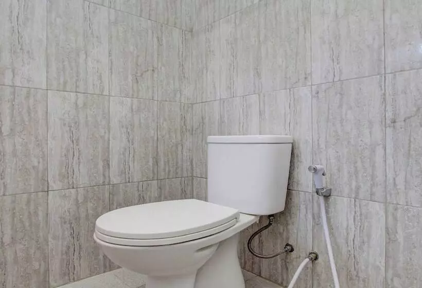 ホテル Oyo 93885 D Harjo Guesthouse