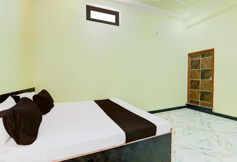 ホテル Oyo Flagship Arl Mansion