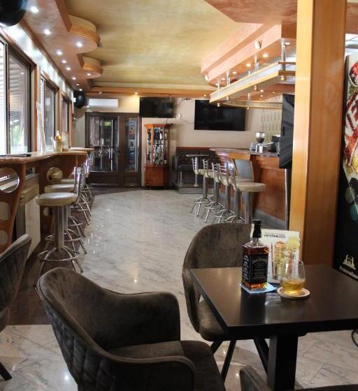 هاستل Intermezzo Vuk