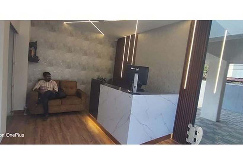 Fabhotel The Corporate Hub