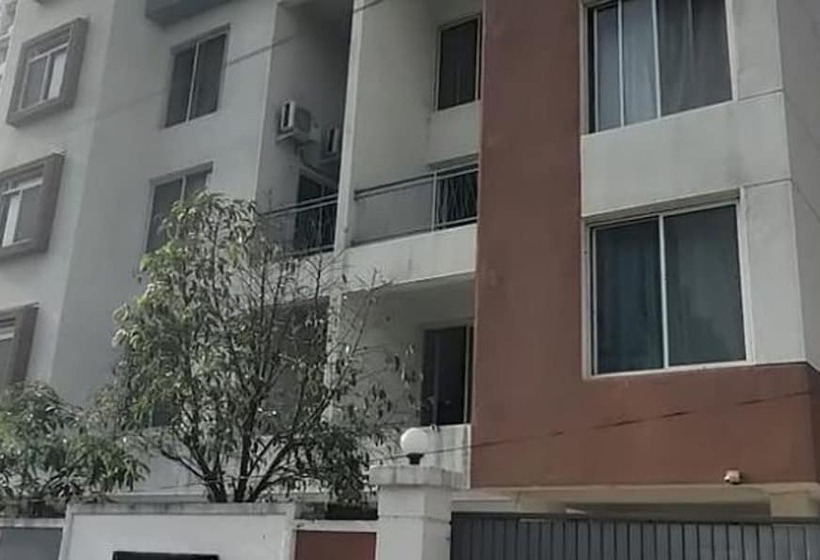 Fabhotel The Corporate Hub