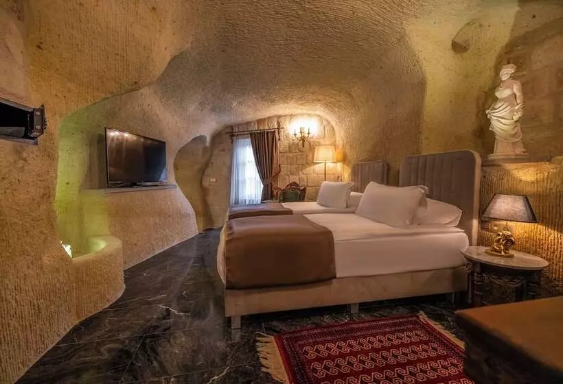 Hotelli Signature Cave Premium Suites