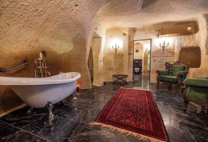 Hotelli Signature Cave Premium Suites