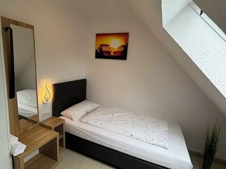 Gap Hotel Event & More