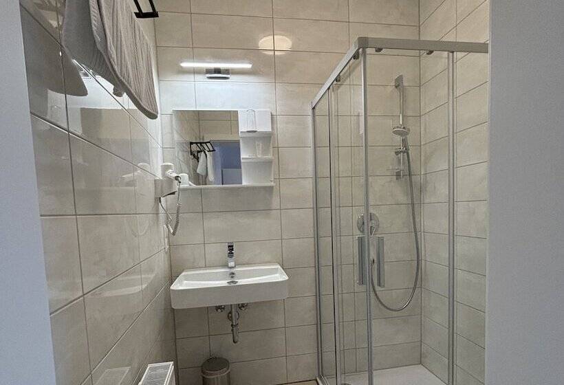 Gap Hotel Event & More