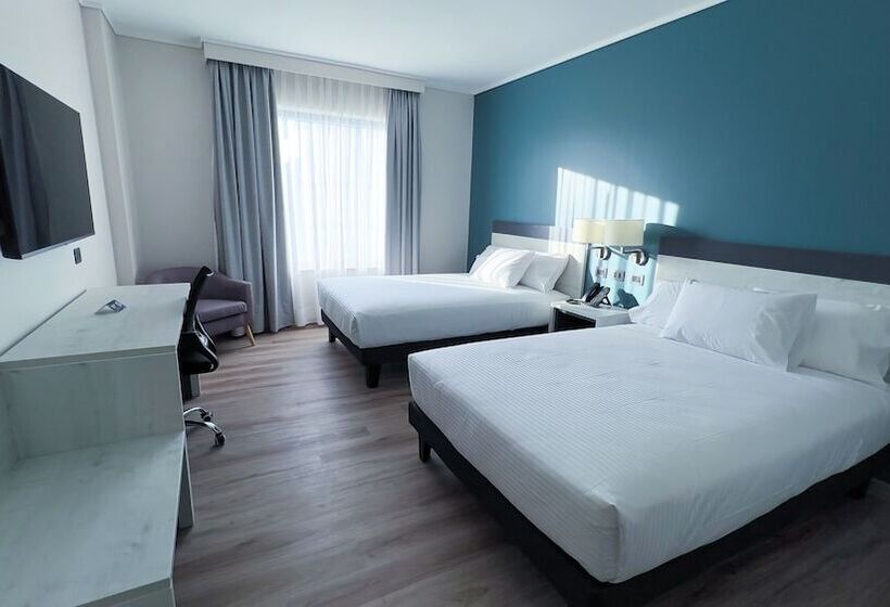 فندق Diego De Almagro Pudahuel Aeropuerto