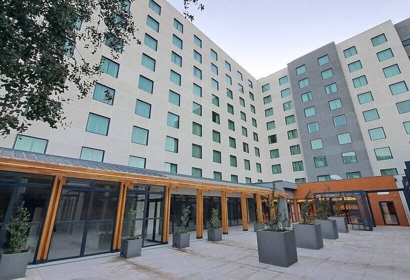 فندق Diego De Almagro Pudahuel Aeropuerto