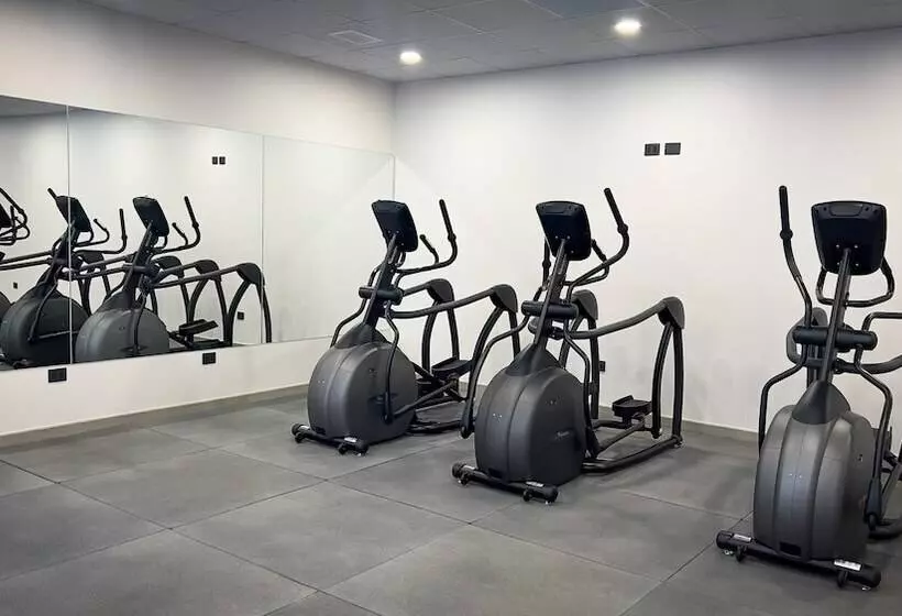 Hotelli Diego De Almagro Pudahuel Aeropuerto