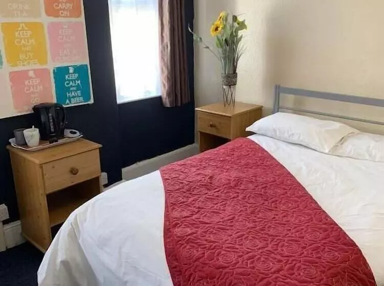 ペンション Wizards Crone