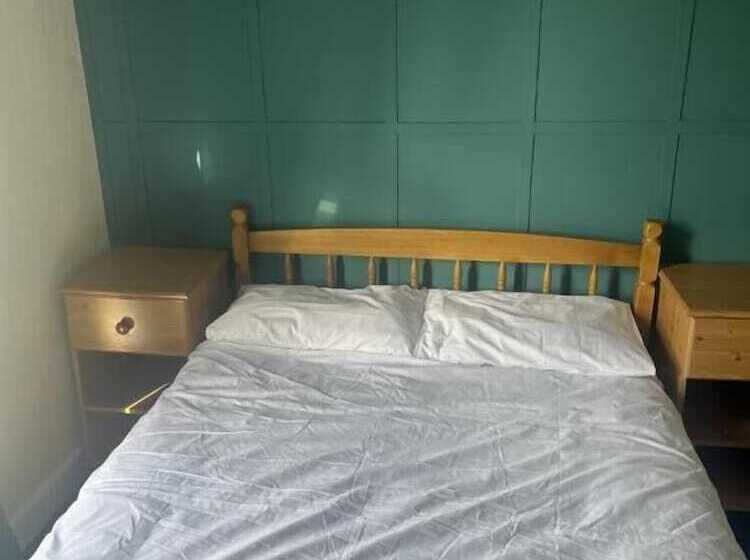 پانسیون Wizards Crone