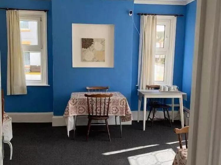 ペンション Wizards Crone