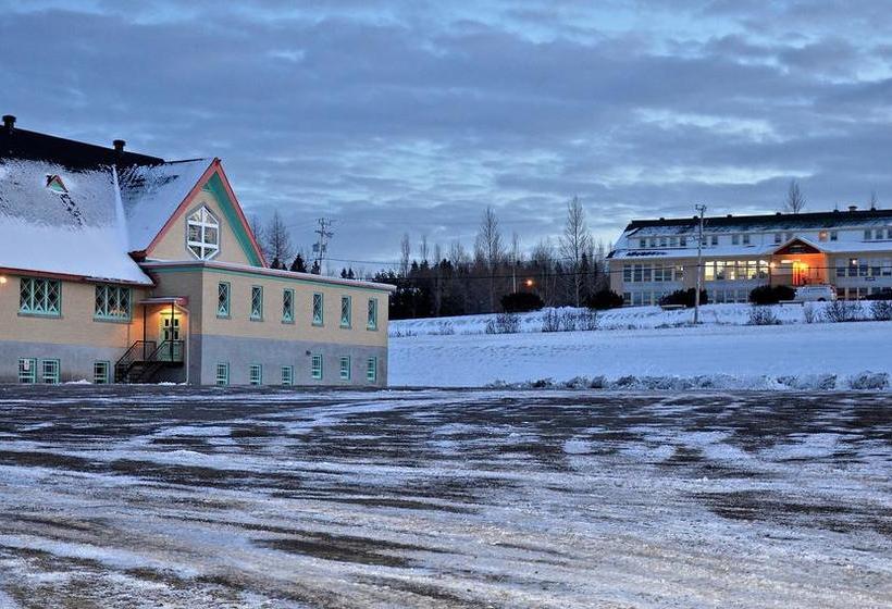 فندق صغير Auberge De Douglastown