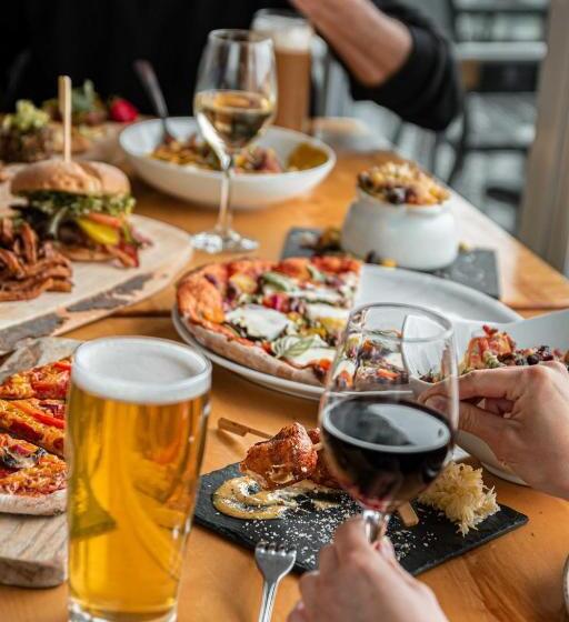 הוסטל La Secousse