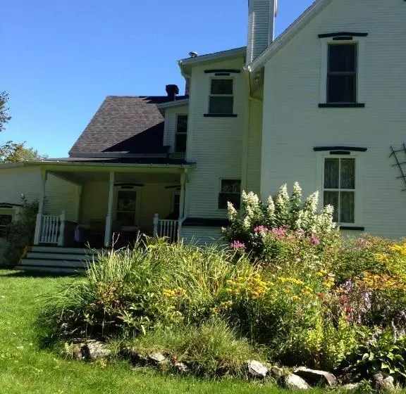 B&b Hillhouse