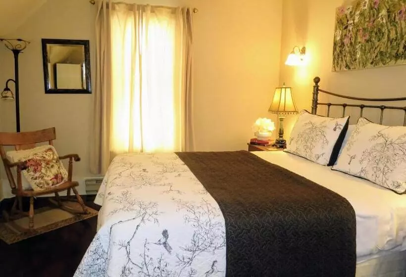 B&b Hillhouse