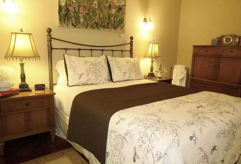 B&b Hillhouse